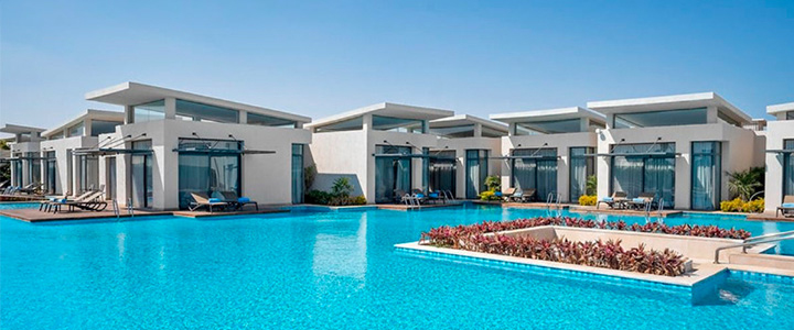 Erleben Sie Luxus am Roten Meer: Das Rixos Premium Magawish begeistert mit exklusiven Suiten, Traumstrand und Premium All Inclusive.